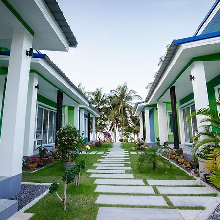 Coco Sea Bangpo Resort Ban Bang Po Zimmer foto